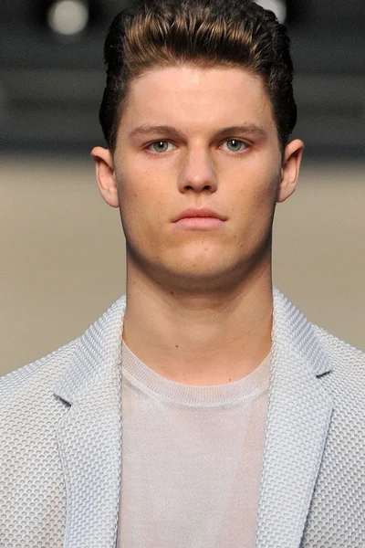 Look 36